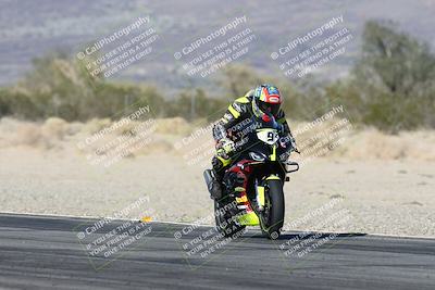 media/Dec-07-2025-CVMA (Sun) [[3e7d2de5dc]]/Race 10-Formula 40 Open/